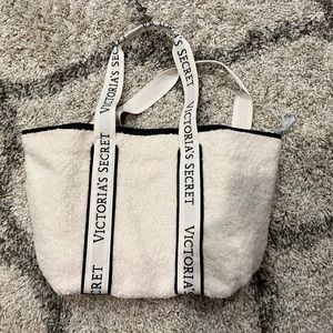 Victorias Secret VS Large Tote Bag Cozy Plush Sherpa Fleece Ivory Off White NEW